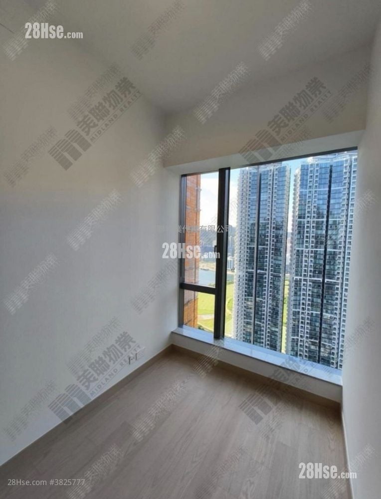 Grand Seasons 租盘 2 房 , 1 浴室 443 平方尺