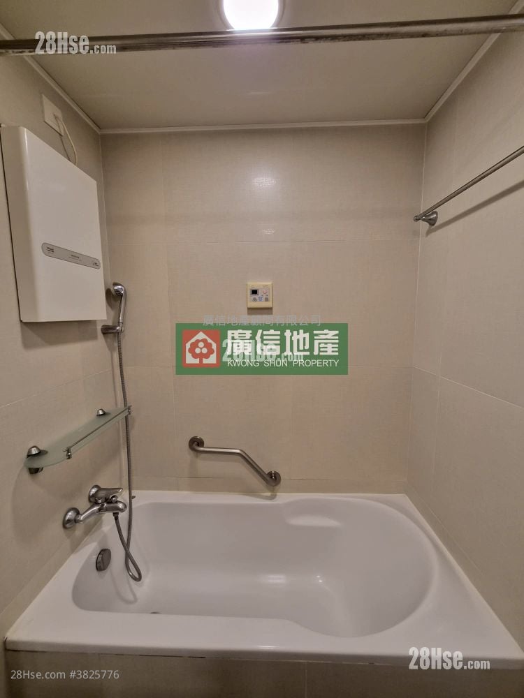 Island Harbourview Rental 3 Bedrooms , 2 Bathrooms 911 ft²