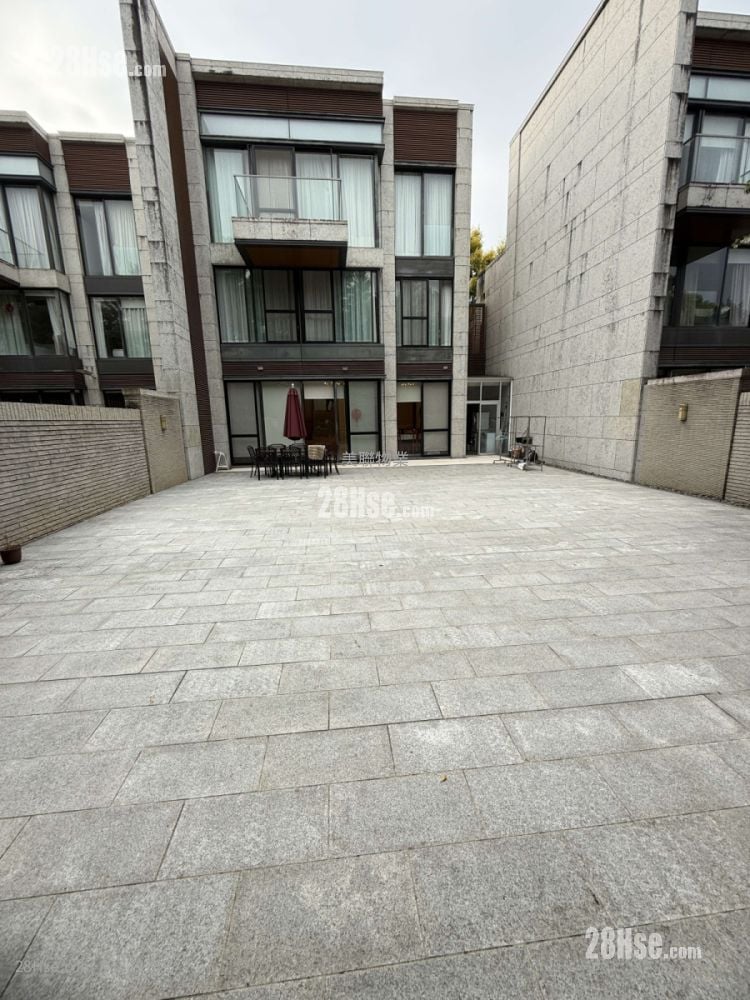 天峦 售盘 5+ 房 , 5+ 浴室 2,771 平方尺