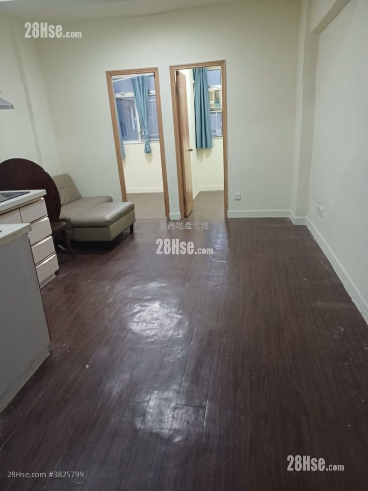 Peony House Rental 2 Bedrooms , 1 Bathroom 304 ft²