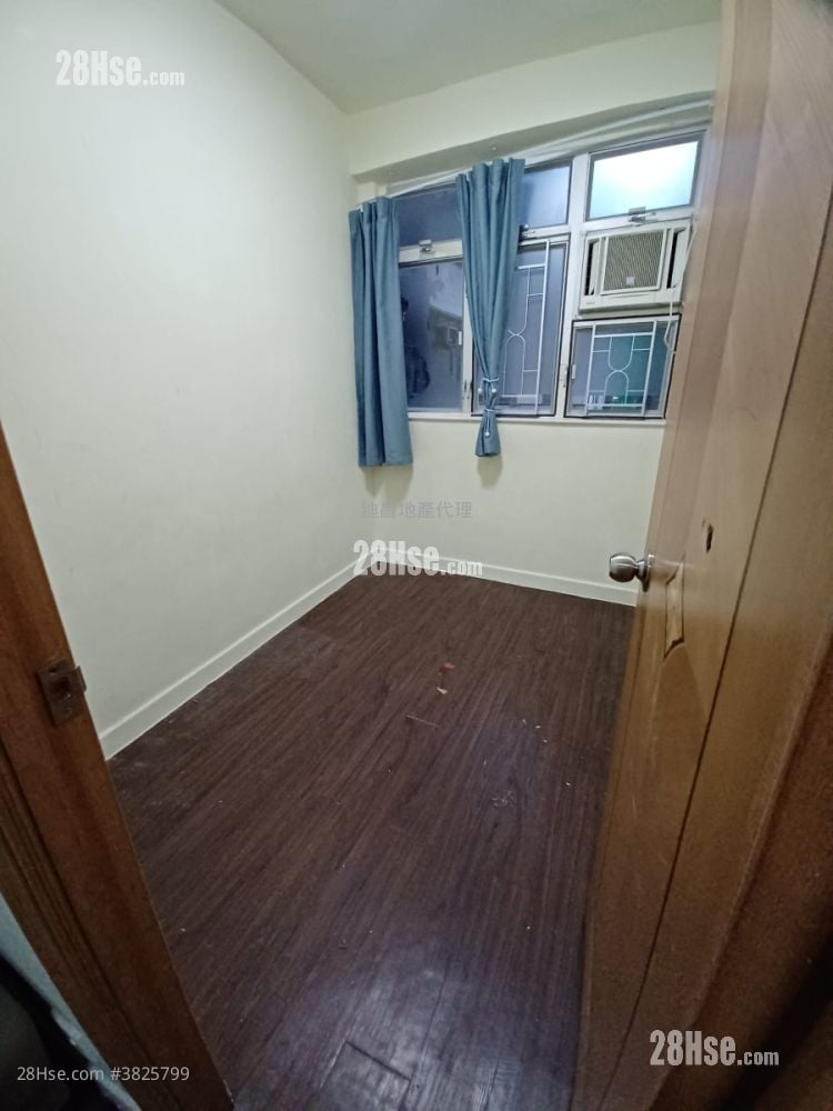 Peony House Rental 2 Bedrooms , 1 Bathroom 304 ft²