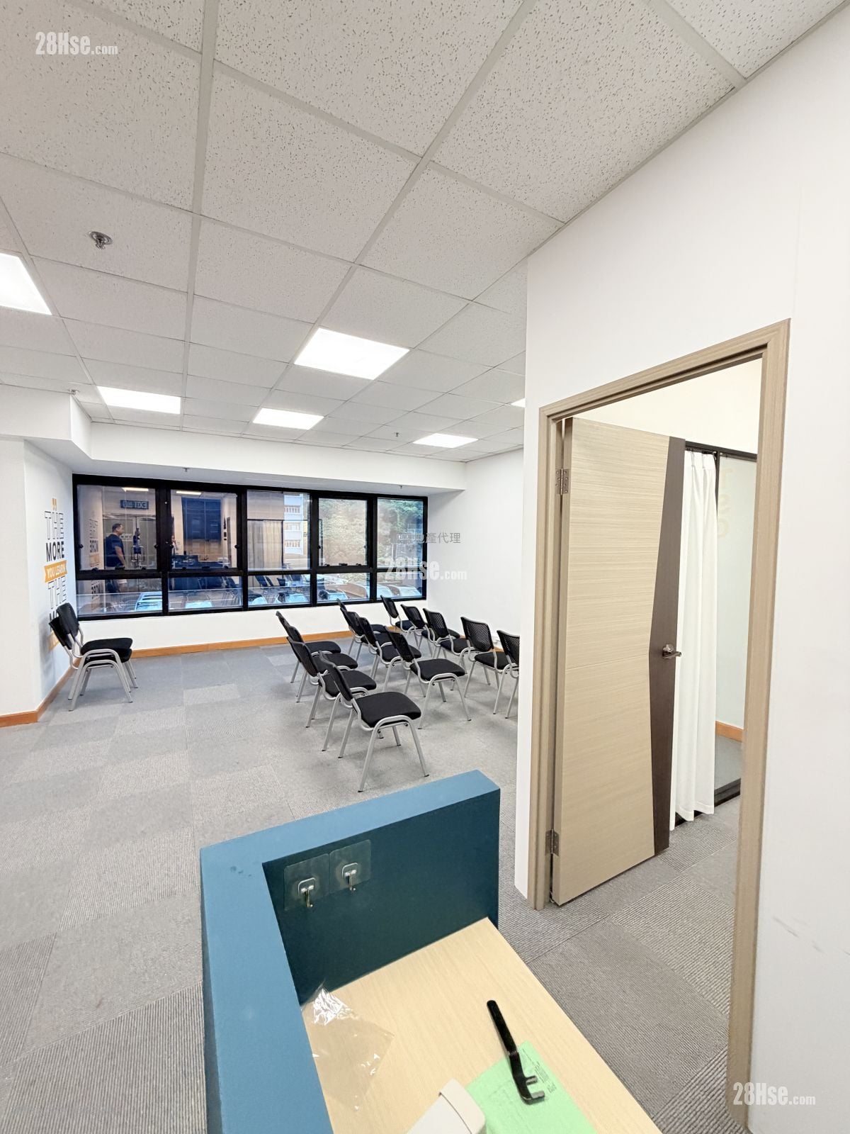 半岛大厦 租盘 1 房