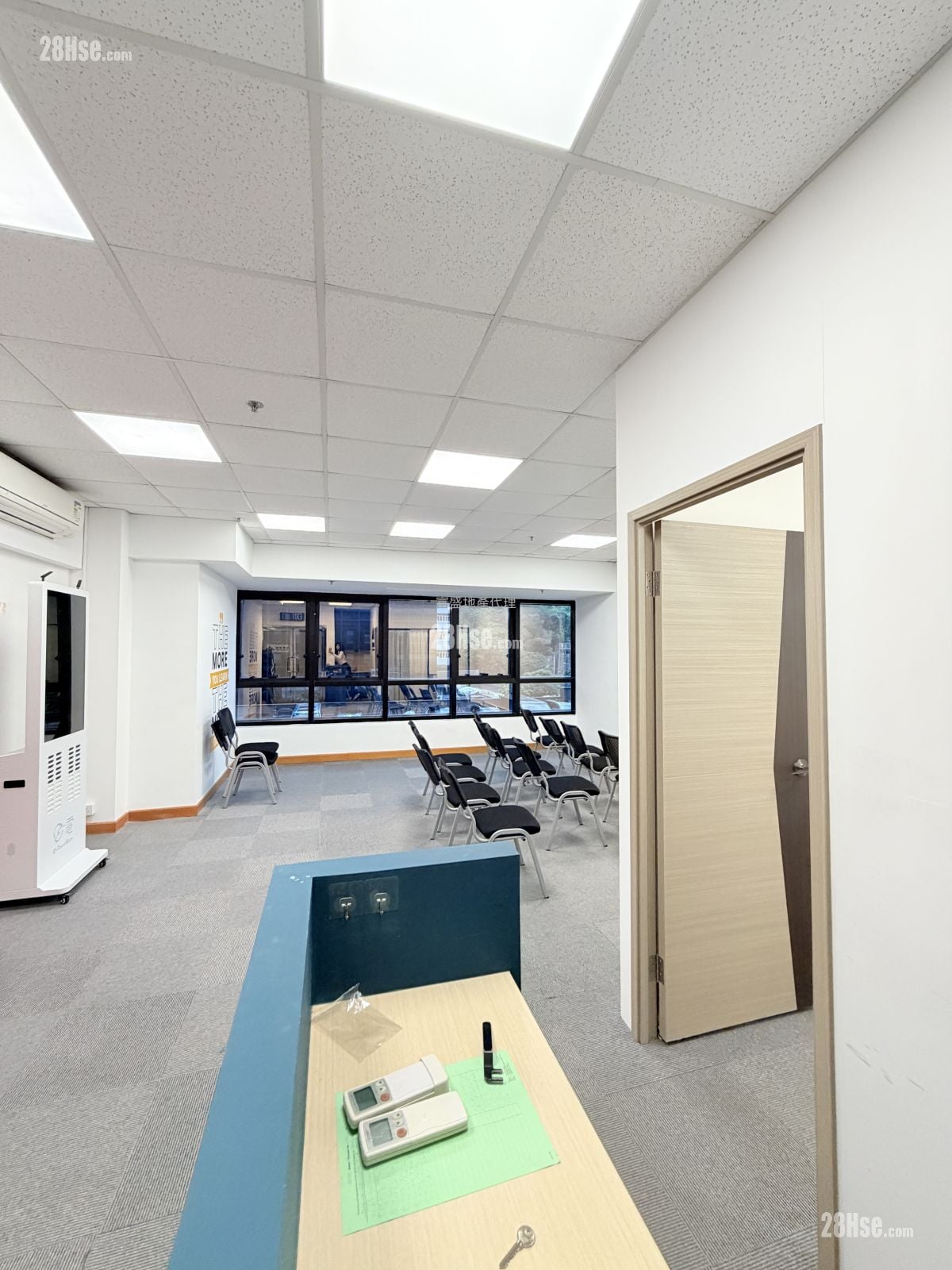 半岛大厦 租盘 1 房