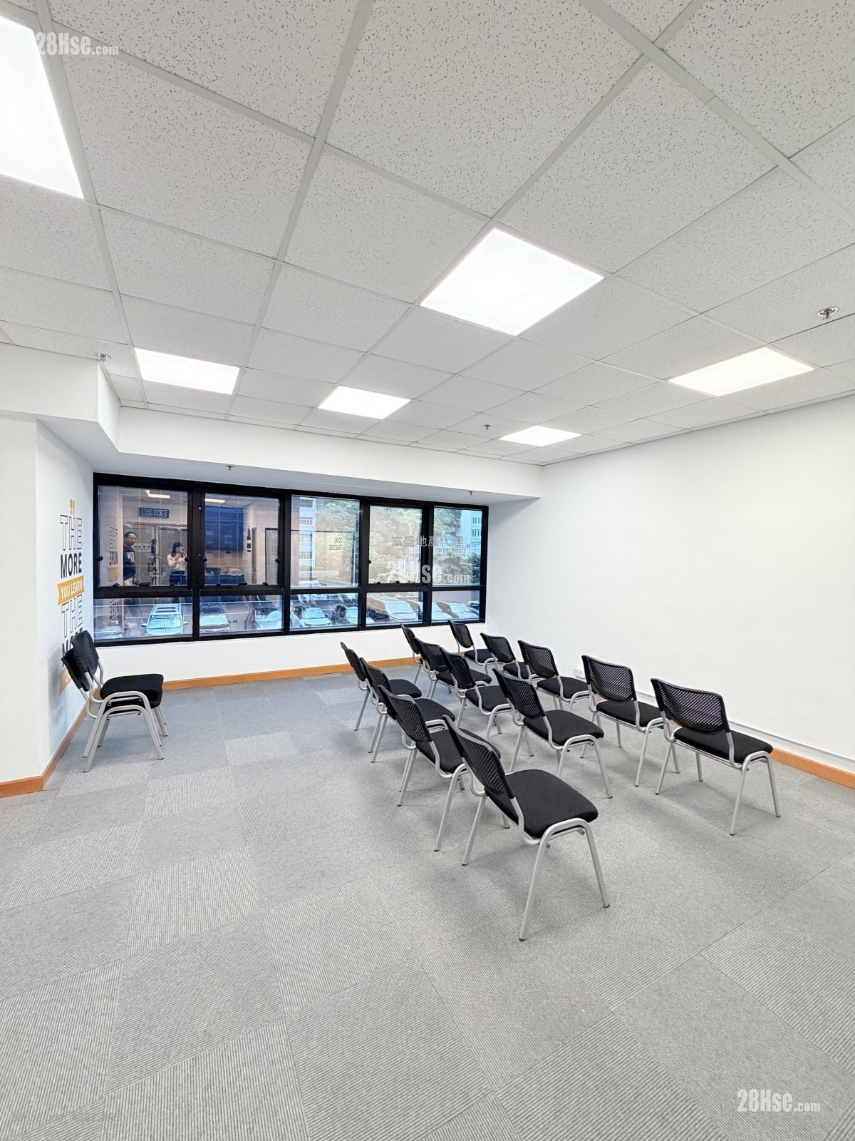 半岛大厦 租盘 1 房