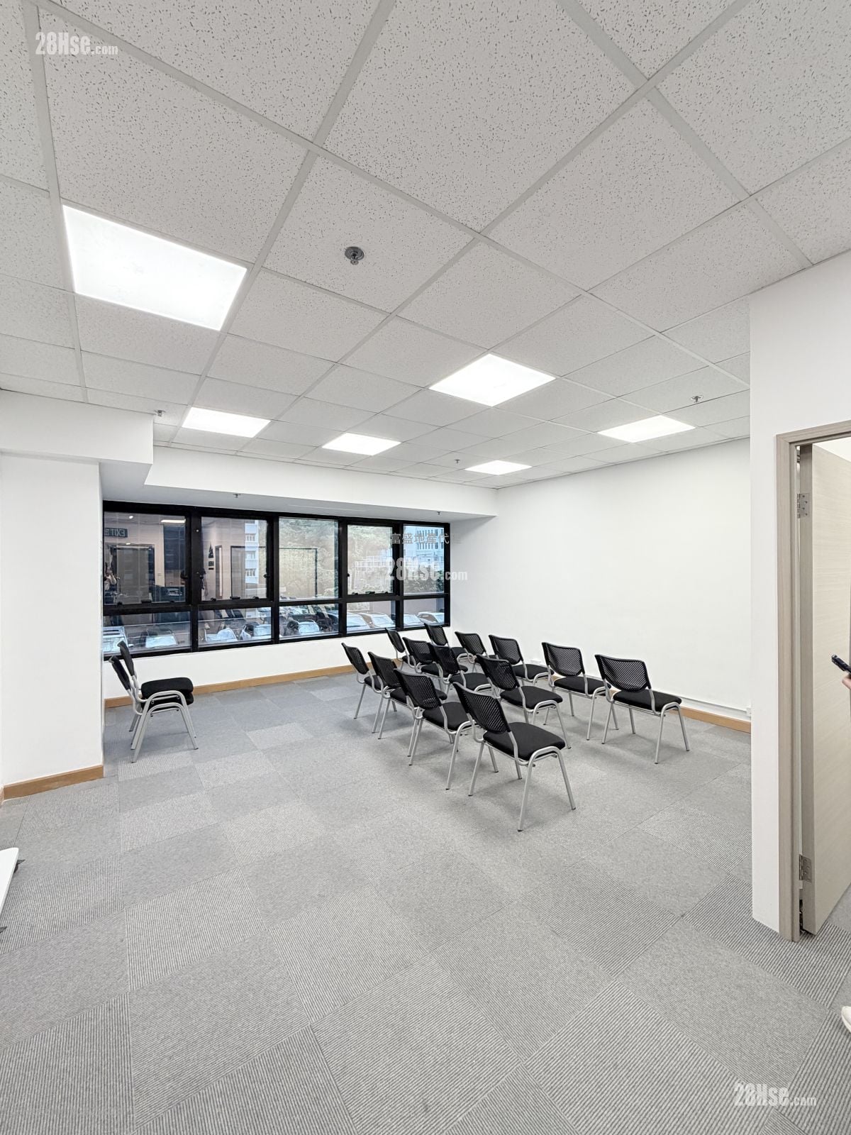 半岛大厦 租盘 1 房