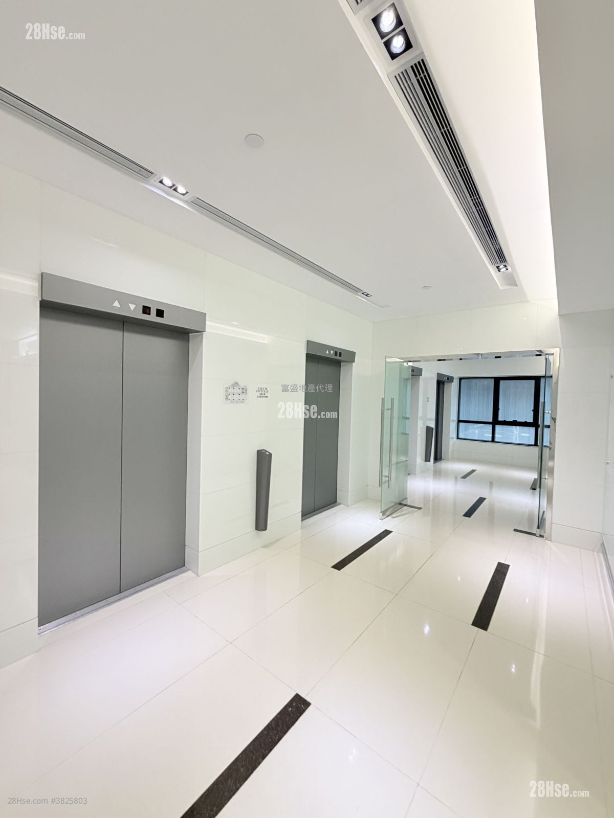 半岛大厦 租盘 1 房