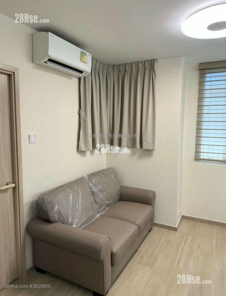 Hoi Tak Court Sell 2 Bedrooms , 1 Bathroom 488 ft²