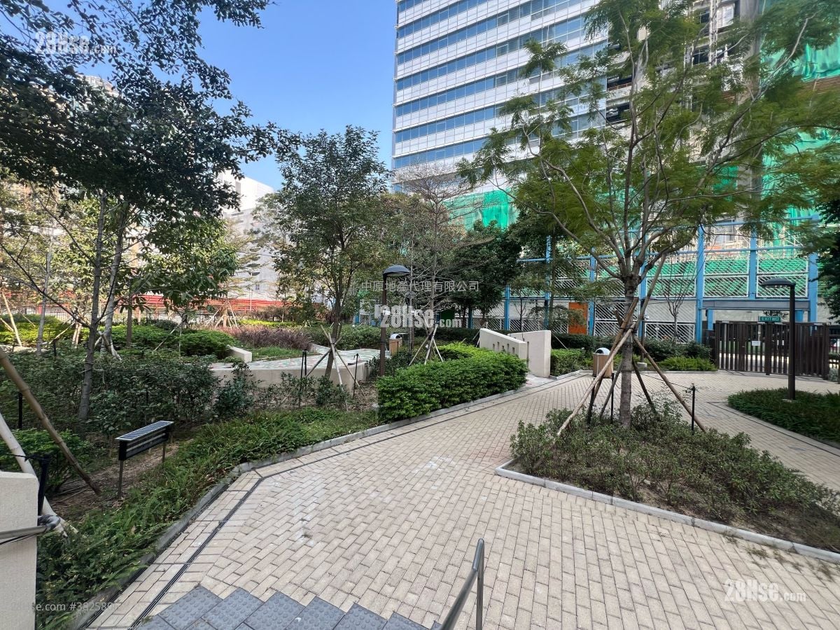 Hoi Tak Court Sell 2 Bedrooms , 1 Bathroom 488 ft²