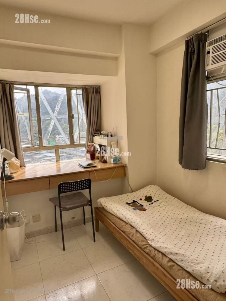 金獅花園 租盤 2 房 , 1 浴室 306 平方呎