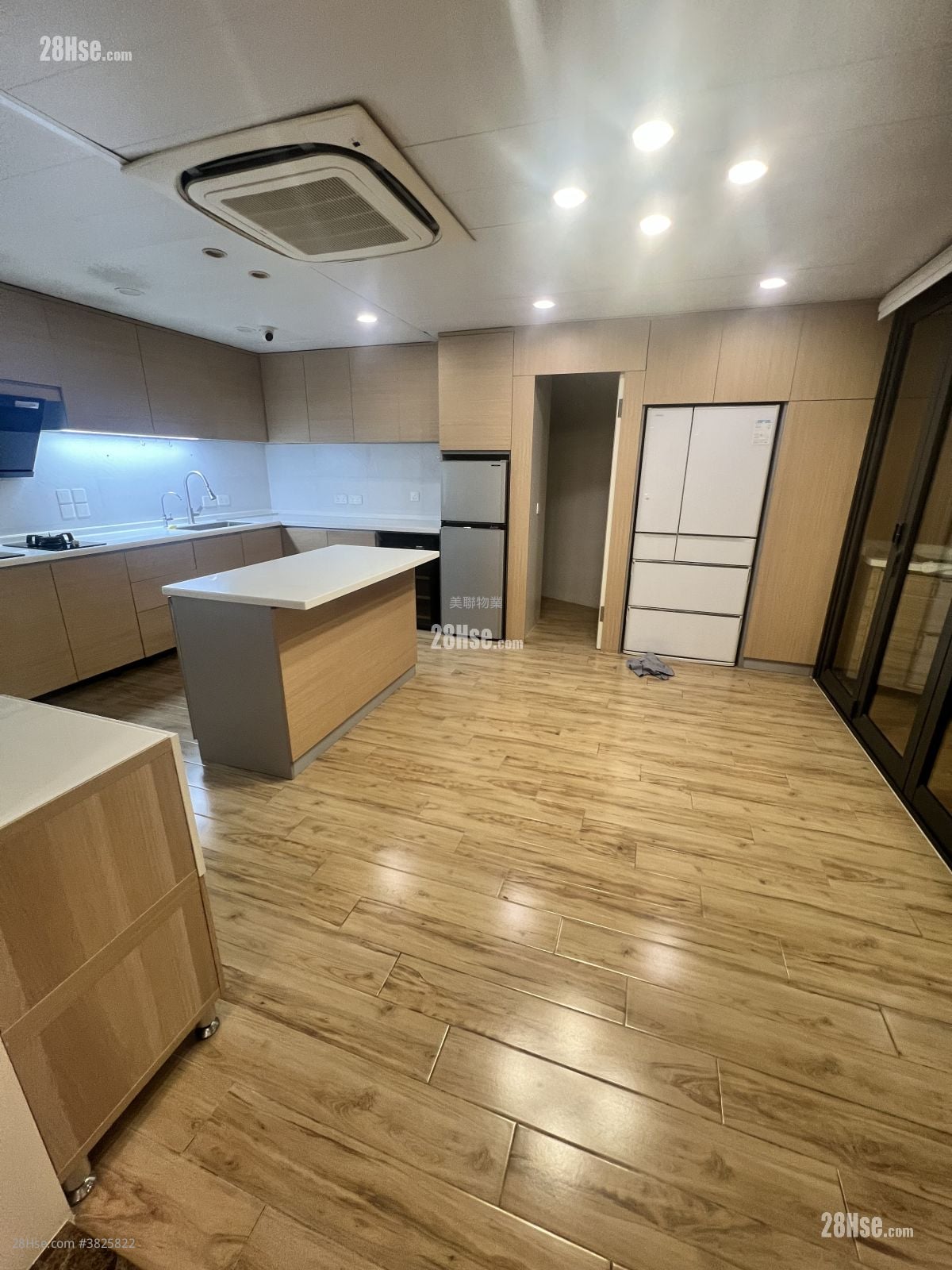 锦绣花园 售盘 3 房 1,035 平方尺