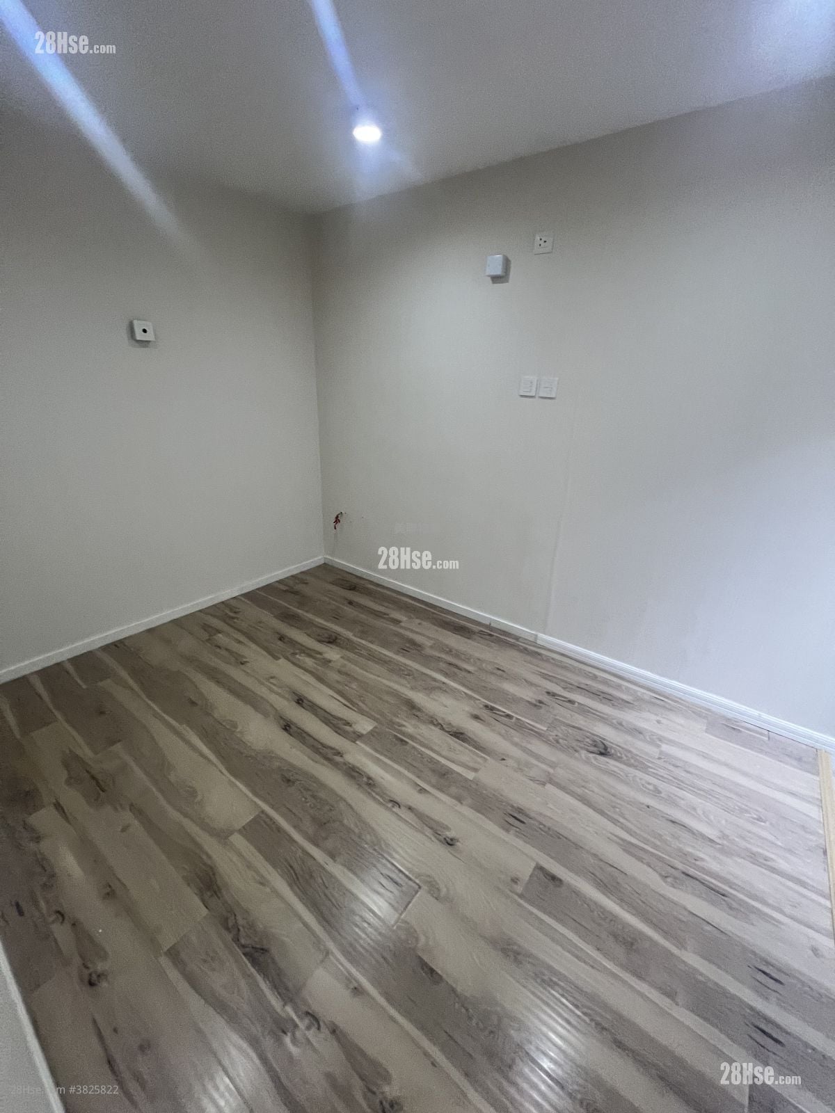 锦绣花园 售盘 3 房 1,035 平方尺