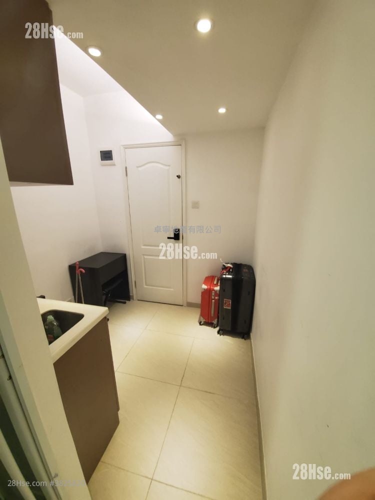 單幢樓房 租盤 130 平方呎