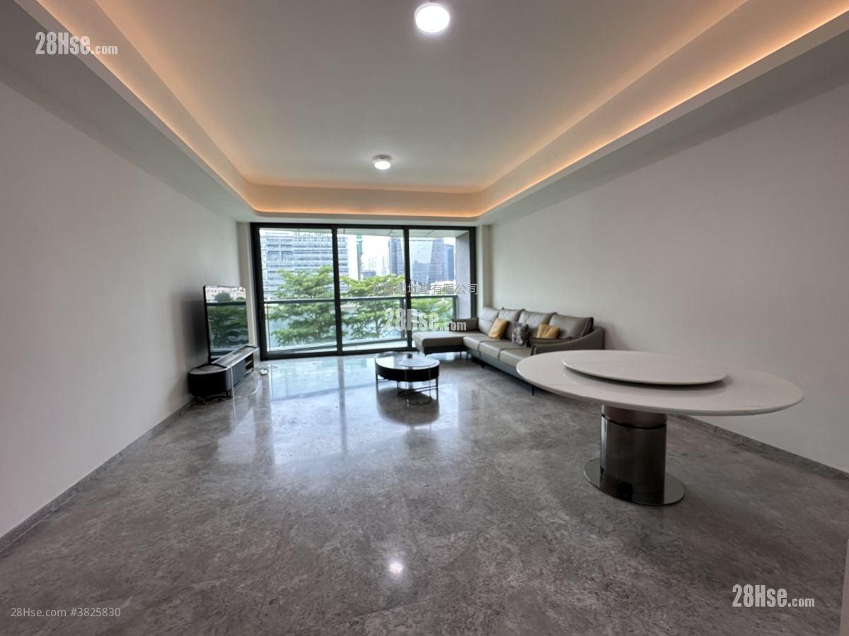 One Victoria Rental 1,781 ft²