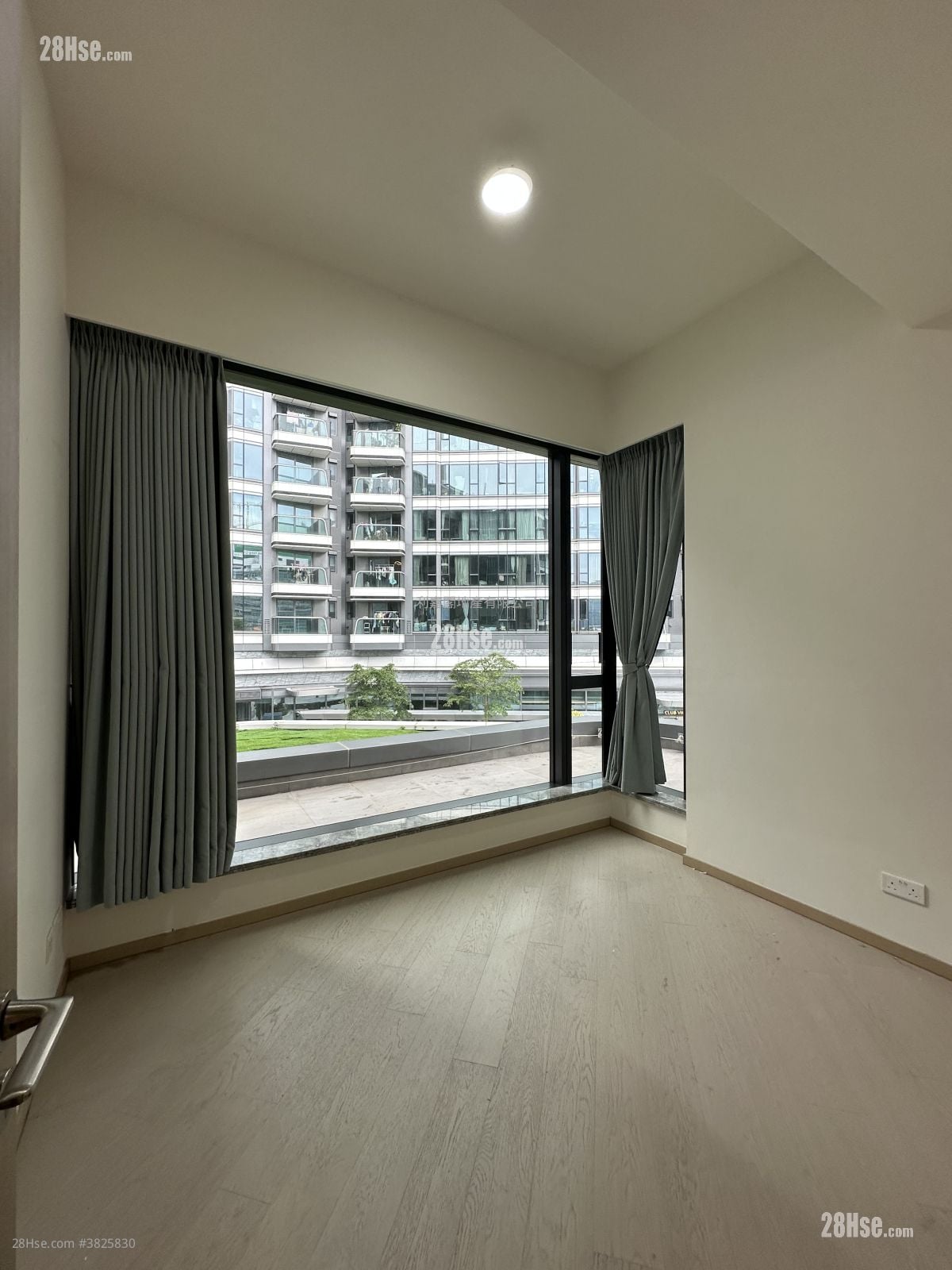 One Victoria Rental 1,781 ft²