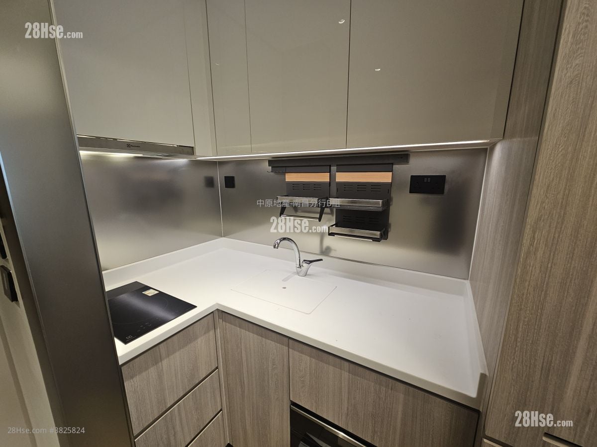 朗玥 租盤 1 房 , 1 浴室 304 平方呎