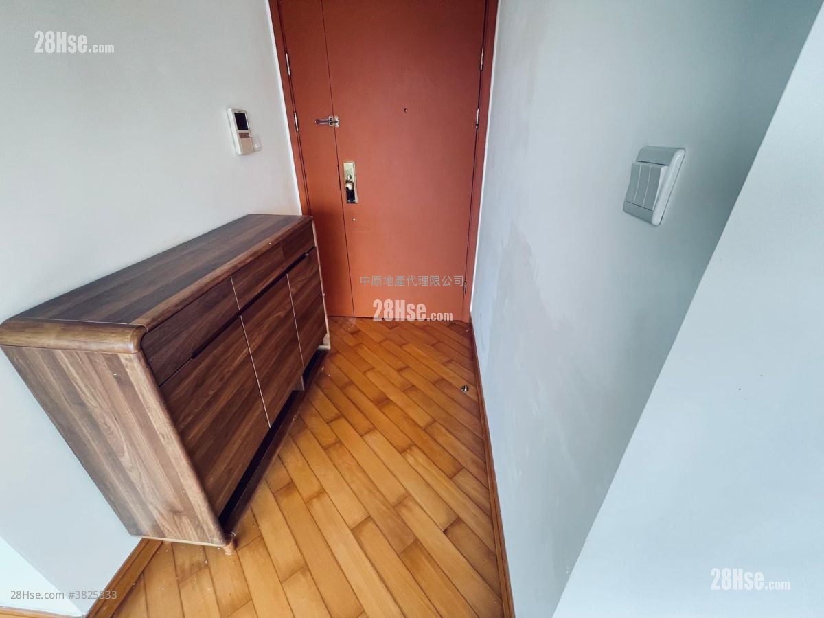 银湖天峰 售盘 3 浴室 1,051 平方尺