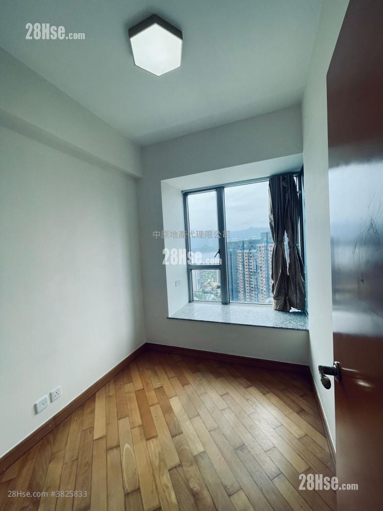 银湖天峰 售盘 3 浴室 1,051 平方尺