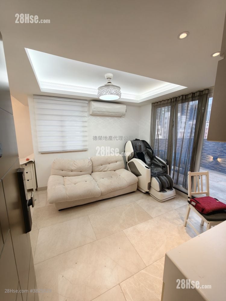 金華大廈 租盤 2 房 , 1 浴室 428 平方呎