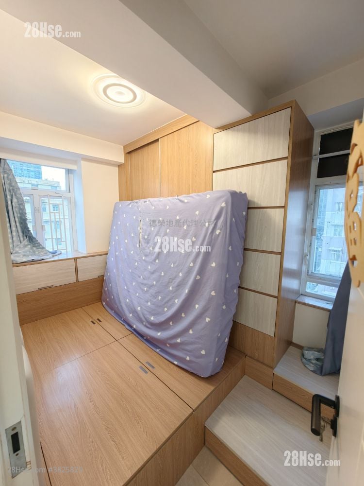 金華大廈 租盤 2 房 , 1 浴室 428 平方呎