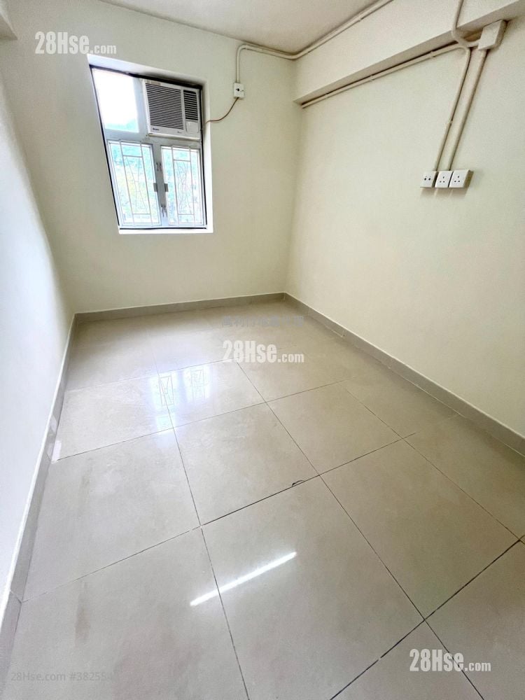 村屋 租盤 2 房 , 1 浴室 400 平方呎