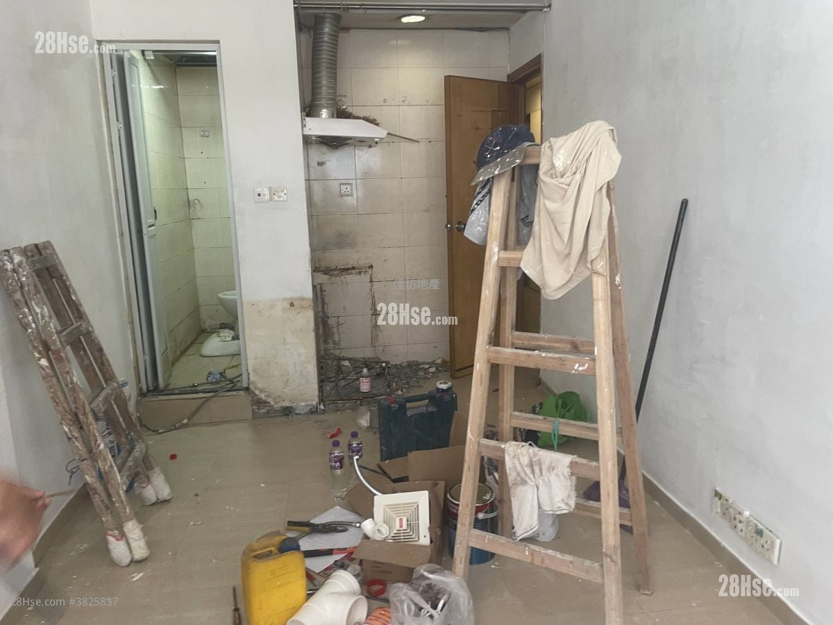 馬寶道44-46號 租盤 開放式間隔 , 1 浴室 280 平方呎