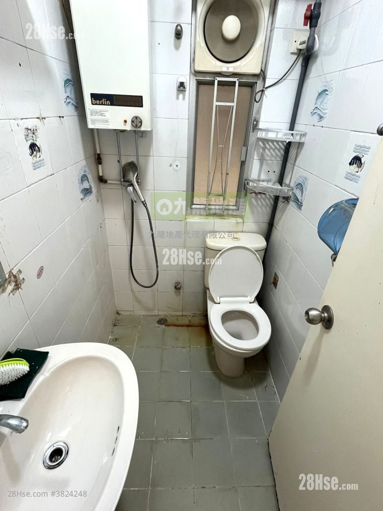 新寧大樓 租盤 2 房 , 1 浴室 321 平方呎