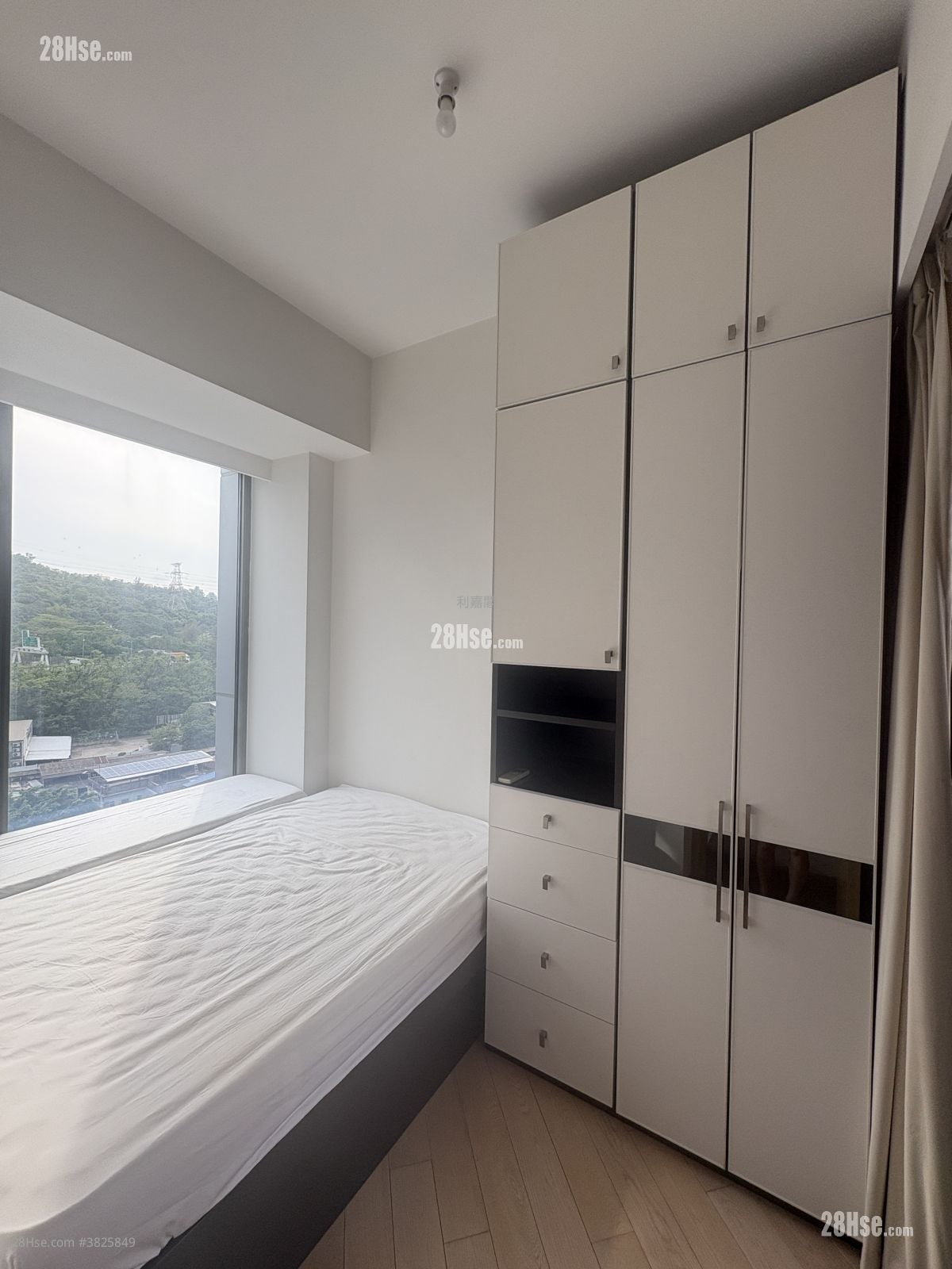 Riva Sell 2 Bedrooms , 1 Bathroom 466 ft²