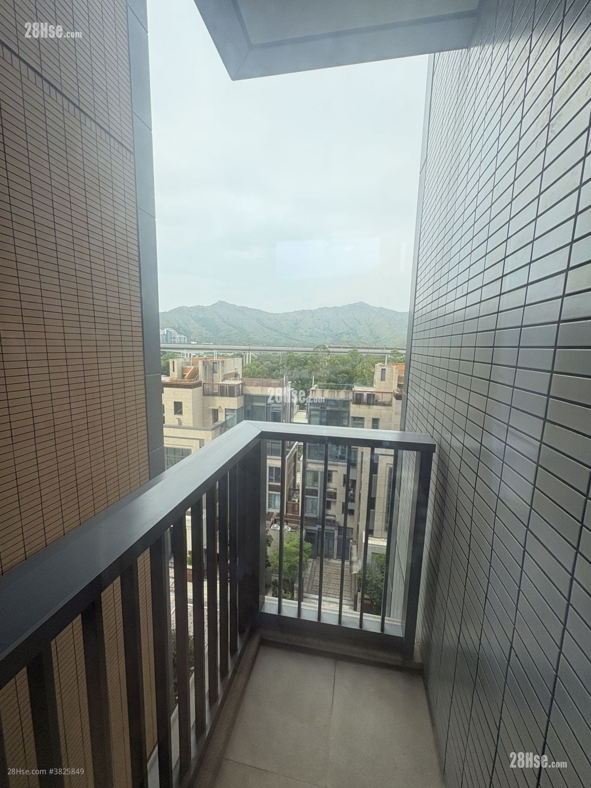 Riva Sell 2 Bedrooms , 1 Bathroom 466 ft²