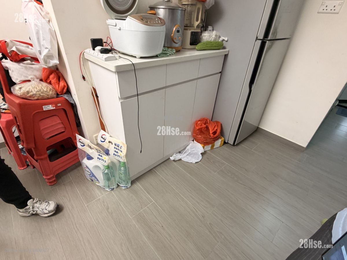 Tin Po House Sell 2 Bedrooms , 1 Bathroom 308 ft²