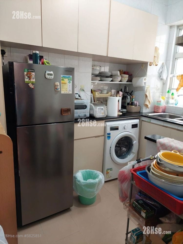 翡翠洋樓 售盤 2 房 , 1 浴室 646 平方呎