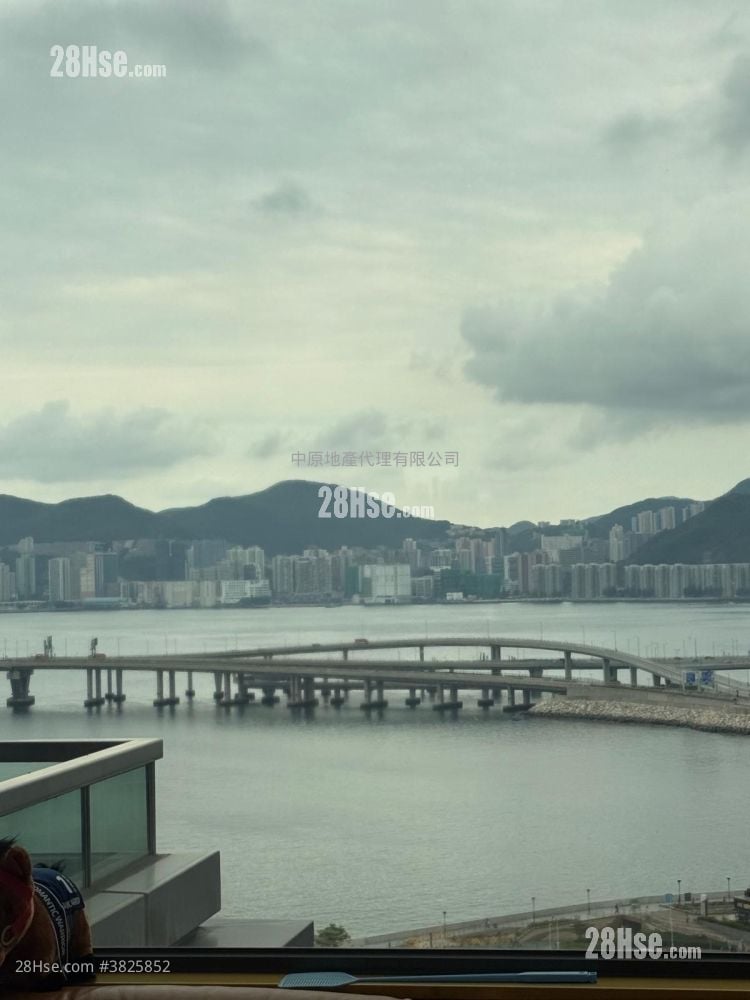 The Parkside Sell 4 Bedrooms , 3 Bathrooms 1,326 ft²