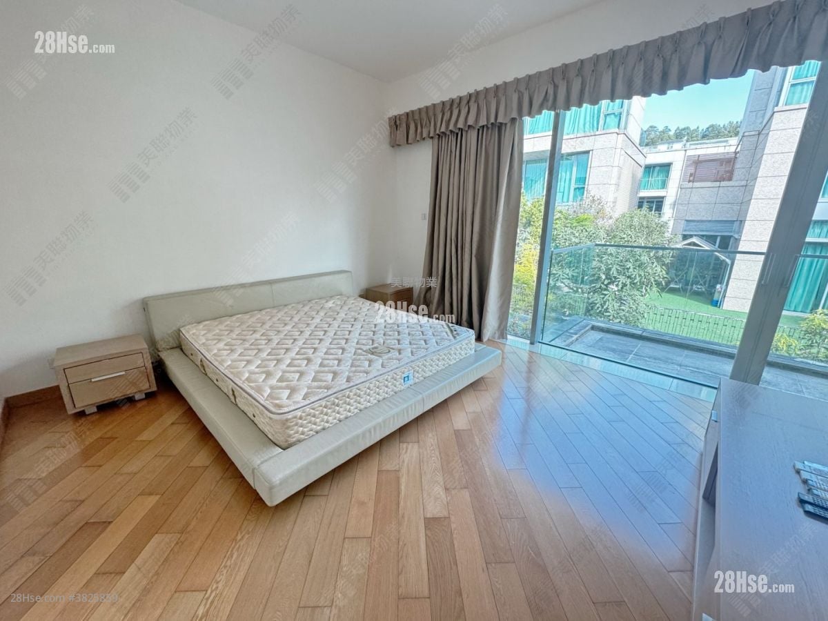 The Vineyard Sell 3 Bedrooms 2,238 ft²