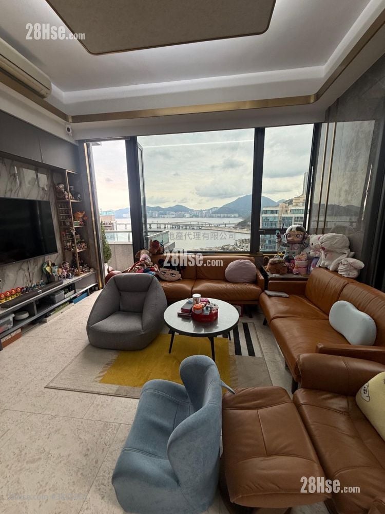 The Wings Sell 4 Bedrooms , 4 Bathrooms 1,124 ft²