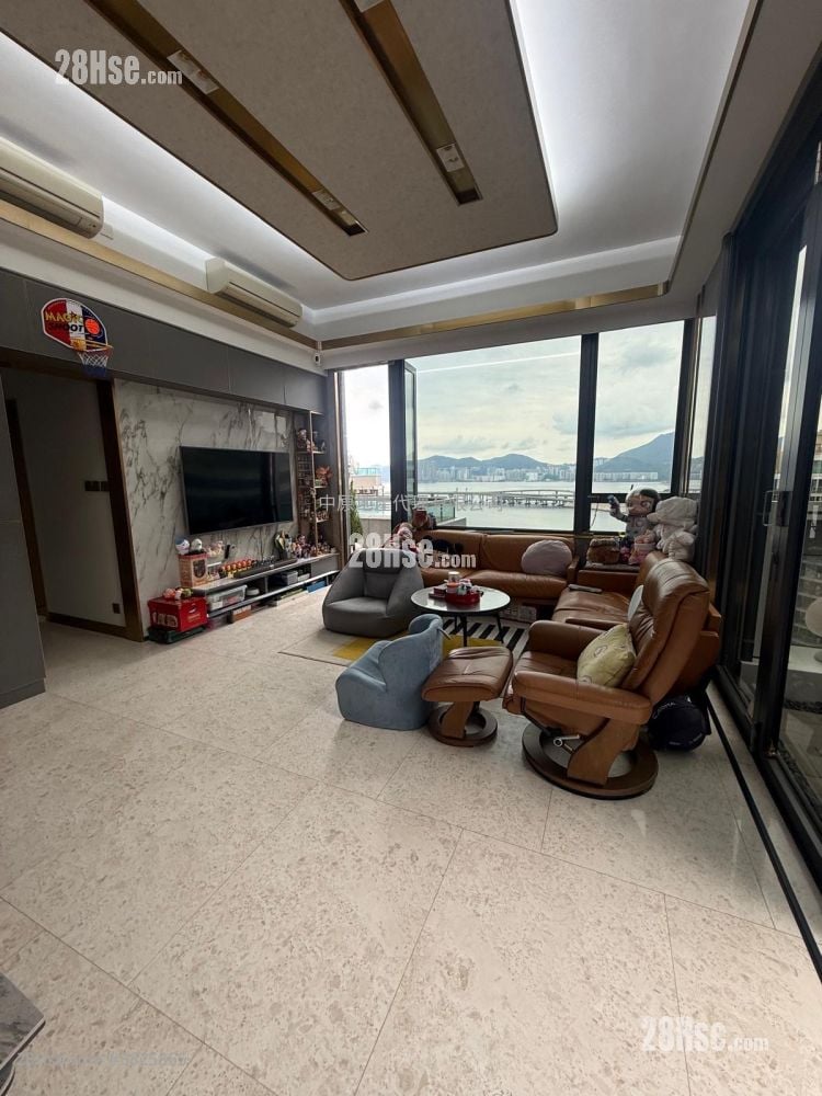 The Wings Sell 4 Bedrooms , 4 Bathrooms 1,124 ft²