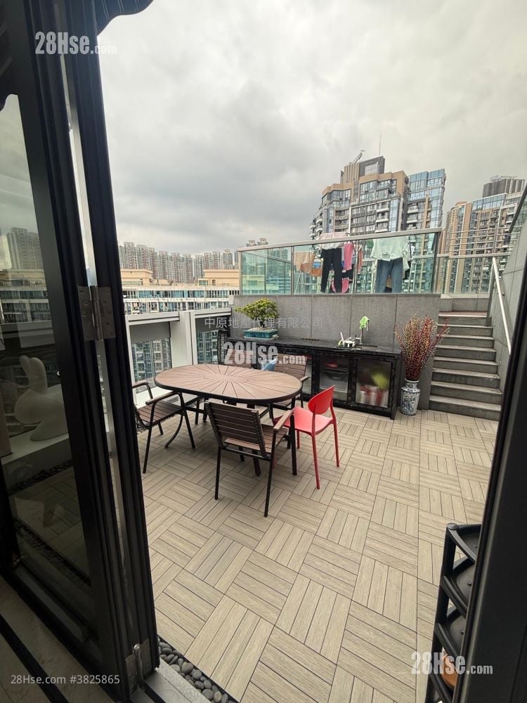 The Wings Sell 4 Bedrooms , 4 Bathrooms 1,124 ft²