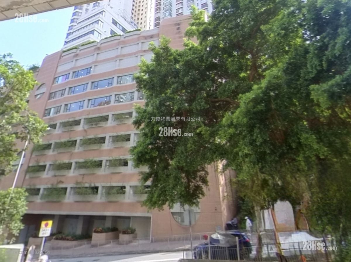 Phoenix Court Sell 3 Bedrooms 915 ft²