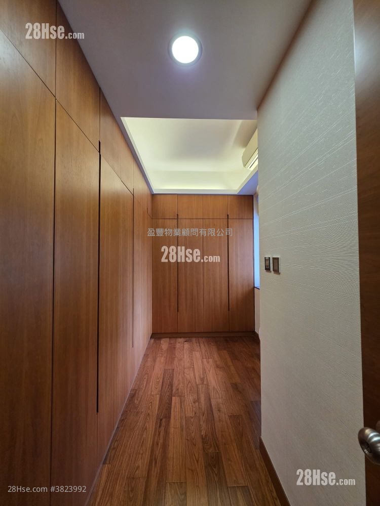 星域軒 租盤 2 房 , 1 浴室 734 平方呎