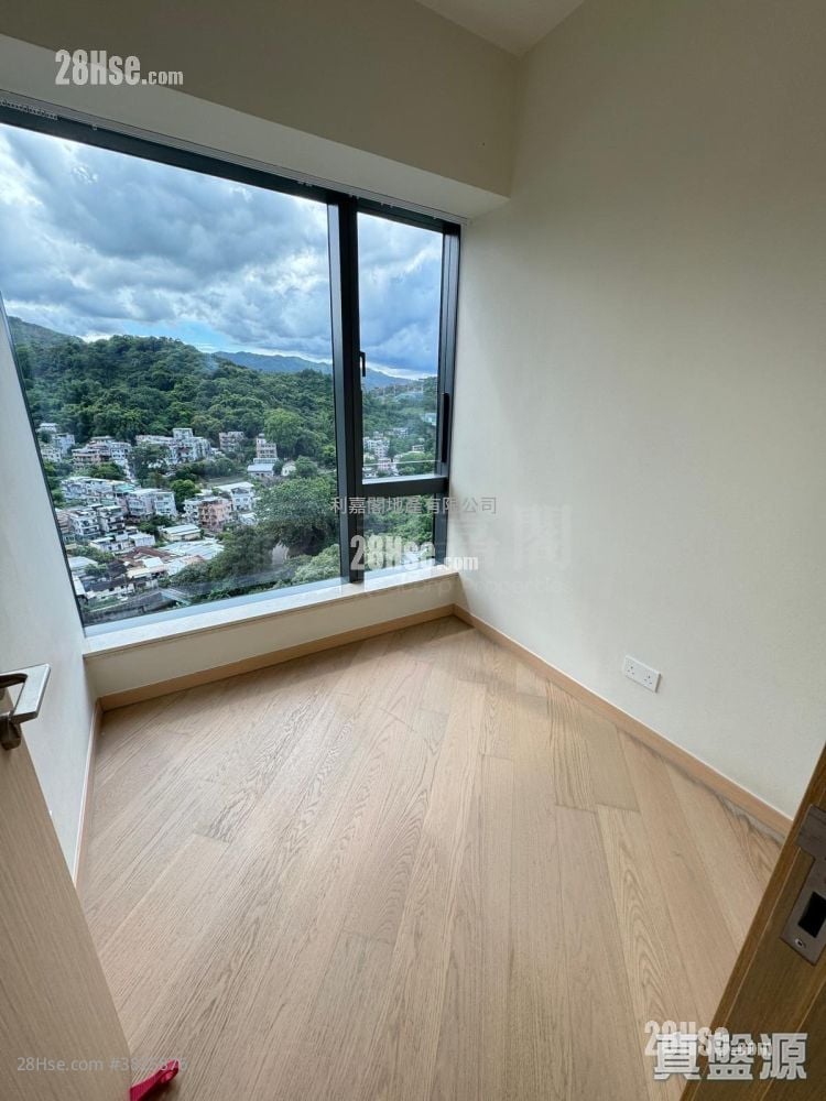 天钻 售盘 3 房 , 3 浴室 748 平方尺