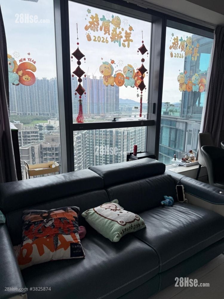 Twin Peaks Sell 4 Bedrooms 1,259 ft²