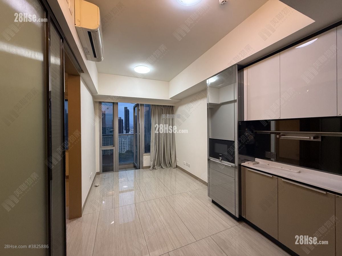 Cullinan West Rental 1 Bedroom , 1 Bathroom 350 ft²