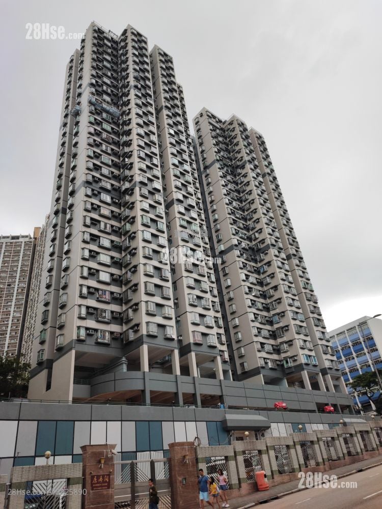 Hamden Court Sell 2 Bedrooms , 1 Bathroom 468 ft²