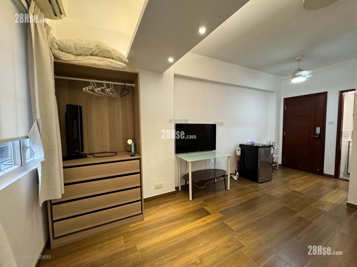 唐樓 租盤 開放式間隔 , 1 浴室 290 平方呎