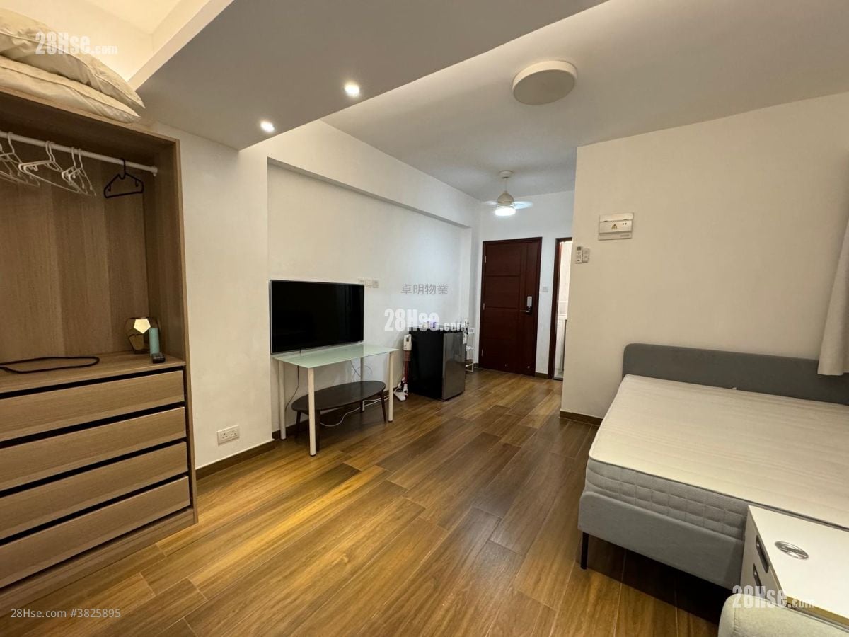 唐樓 租盤 開放式間隔 , 1 浴室 290 平方呎