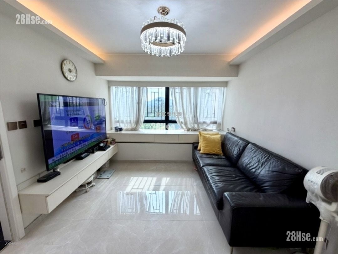 单幢楼房 租盘 4 房 , 2 浴室 681 平方尺