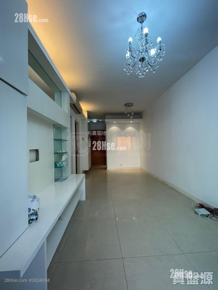 Banyan Garden Rental 2 Bedrooms , 1 Bathroom 516 ft²