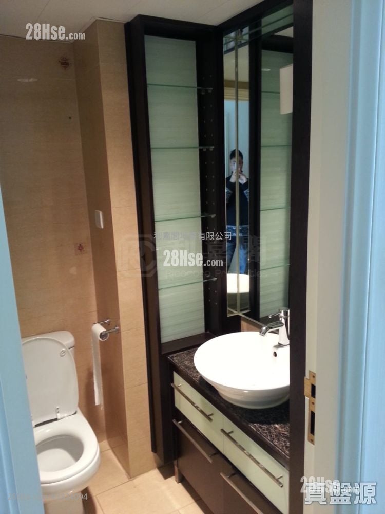 Banyan Garden Rental 2 Bedrooms , 1 Bathroom 516 ft²