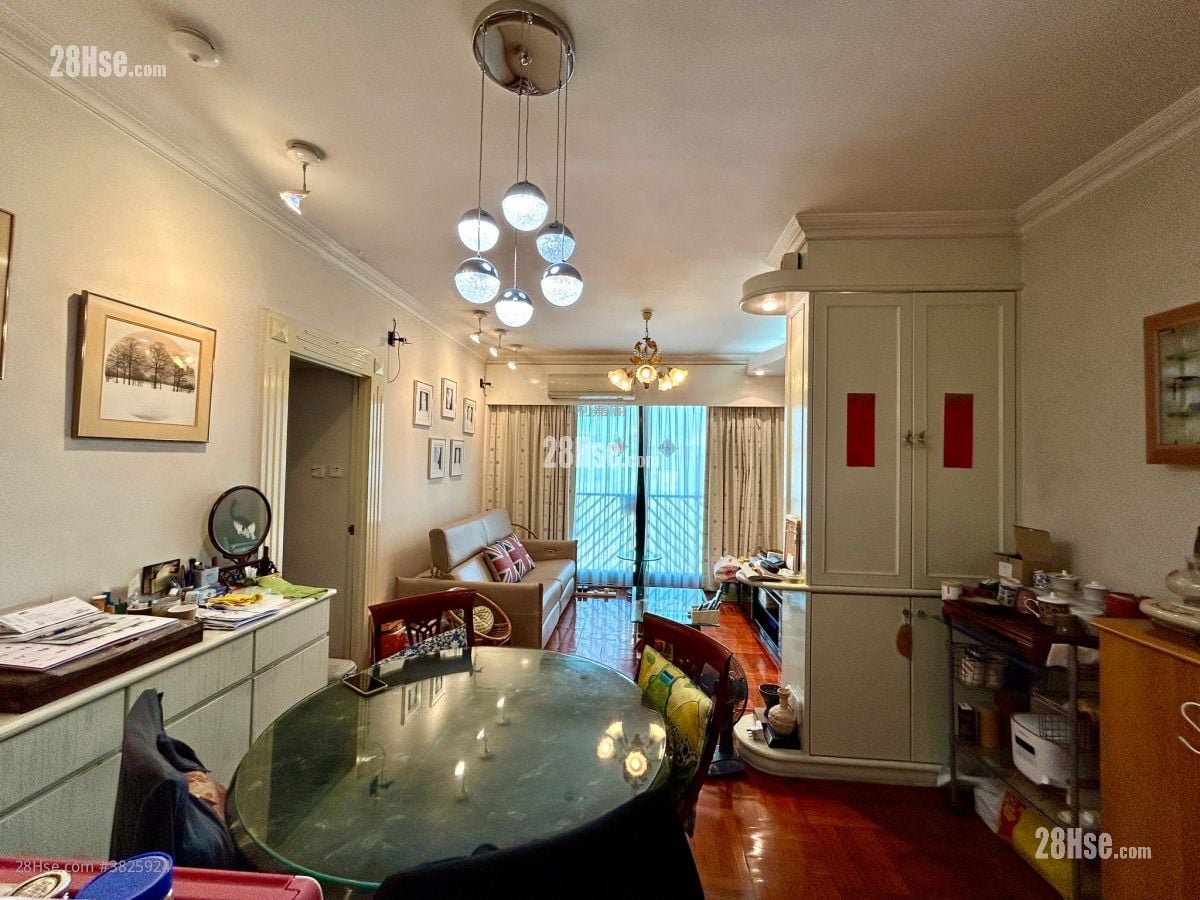 瑋珊園 售盤 3 房 , 2 浴室 805 平方呎