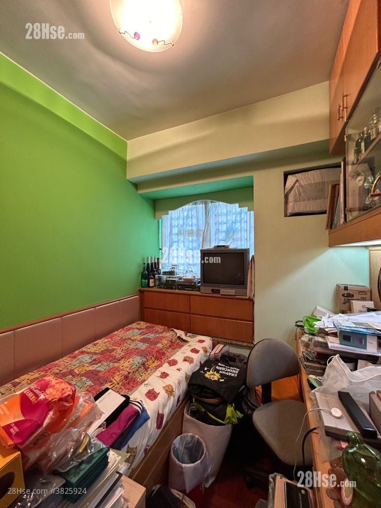 瑋珊園 售盤 3 房 , 2 浴室 805 平方呎