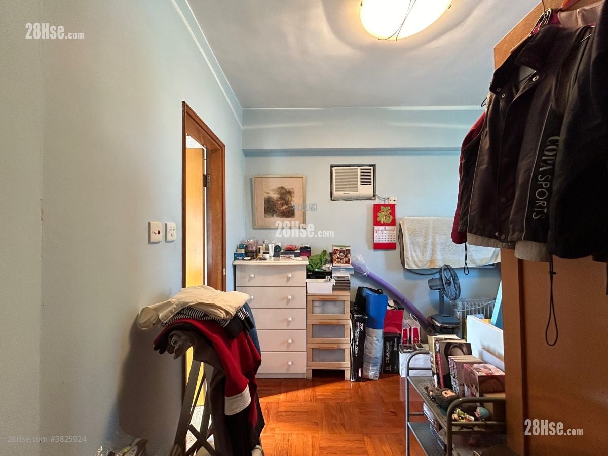 瑋珊園 售盤 3 房 , 2 浴室 805 平方呎