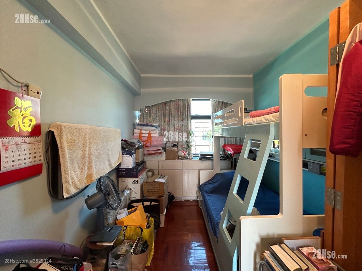 瑋珊園 售盤 3 房 , 2 浴室 805 平方呎